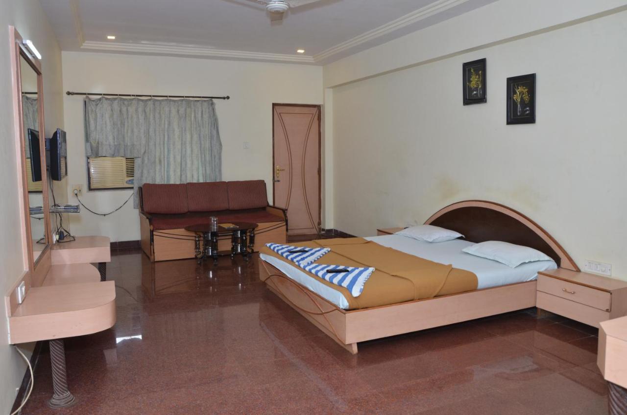 Golden Resort And Farm Nashik Exterior photo