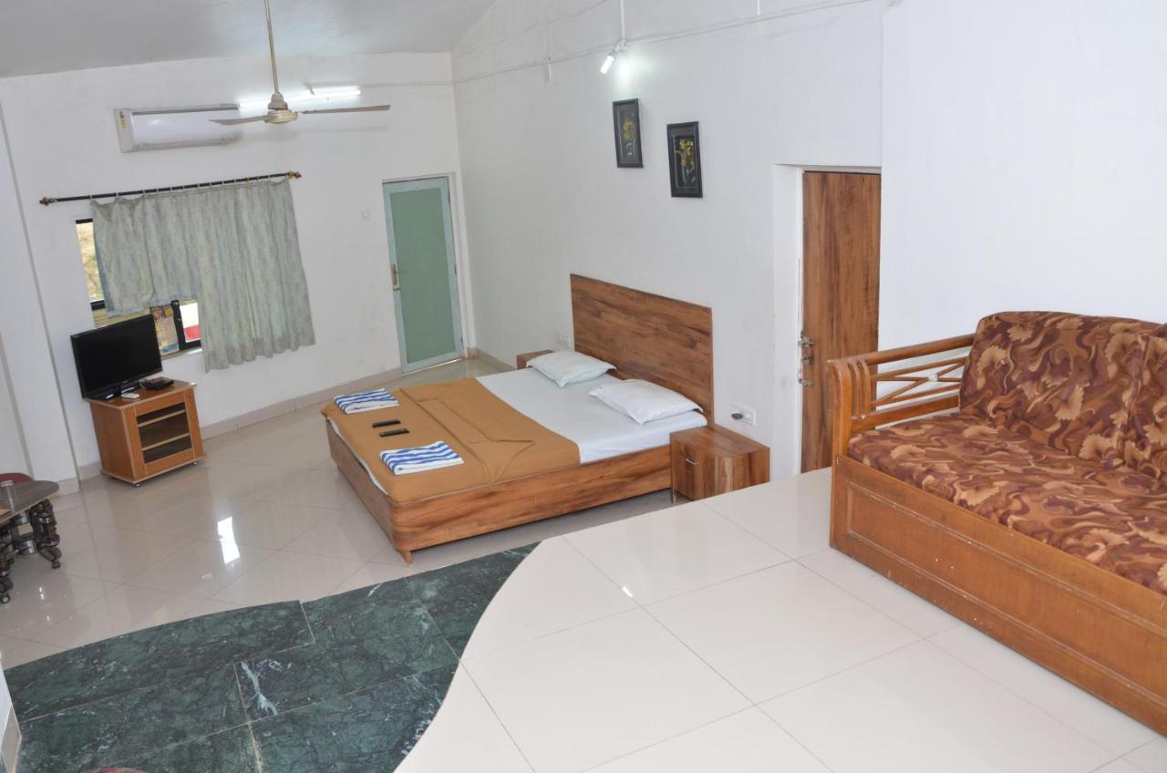 Golden Resort And Farm Nashik Exterior photo