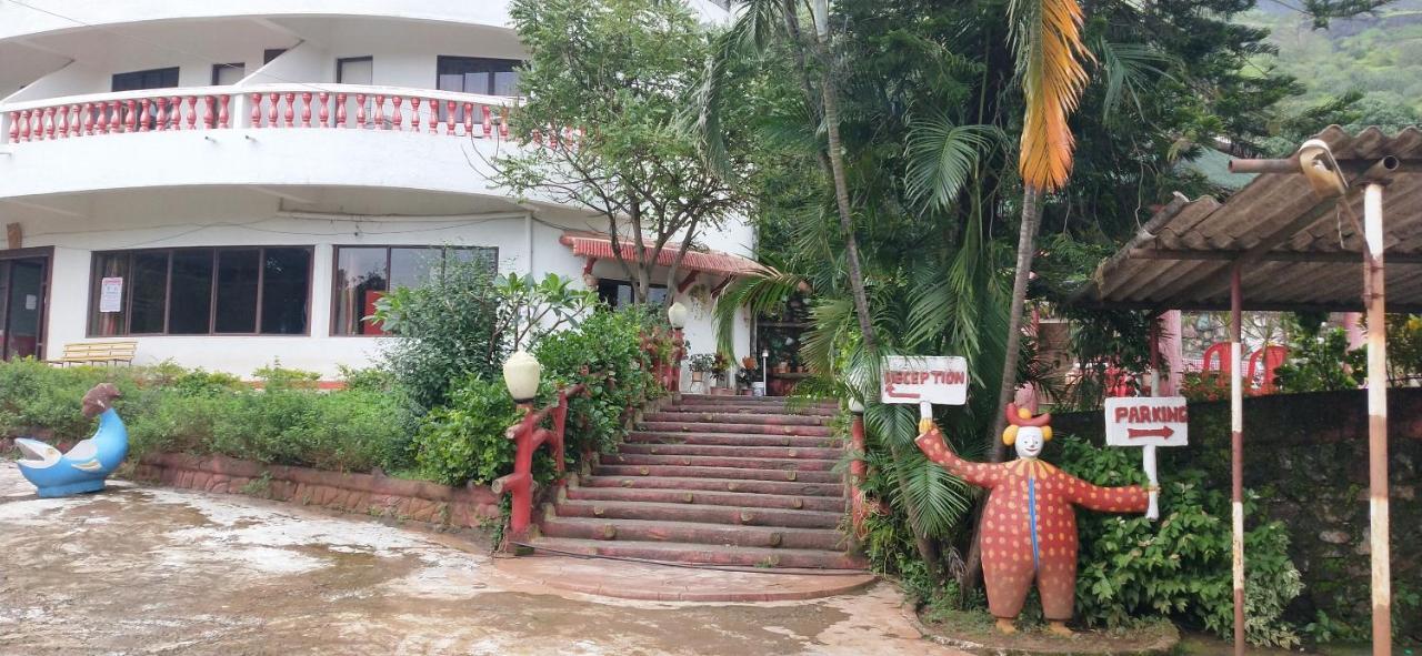 Golden Resort And Farm Nashik Exterior photo