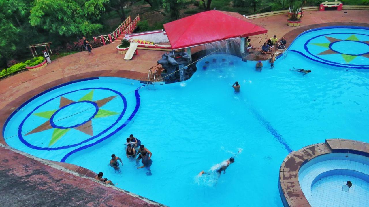 Golden Resort And Farm Nashik Exterior photo
